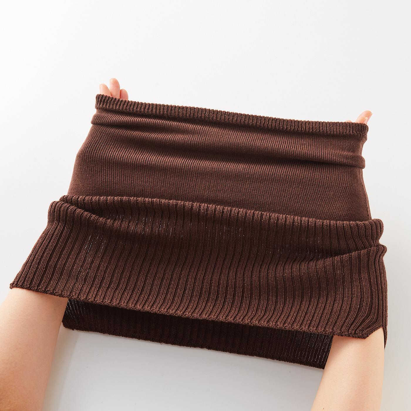 WEB限定お買い得商品|まるでニットの重ね着風　ボディーにフィット　あたたか付けすそ|ぐーんと伸びて着脱らくらく。