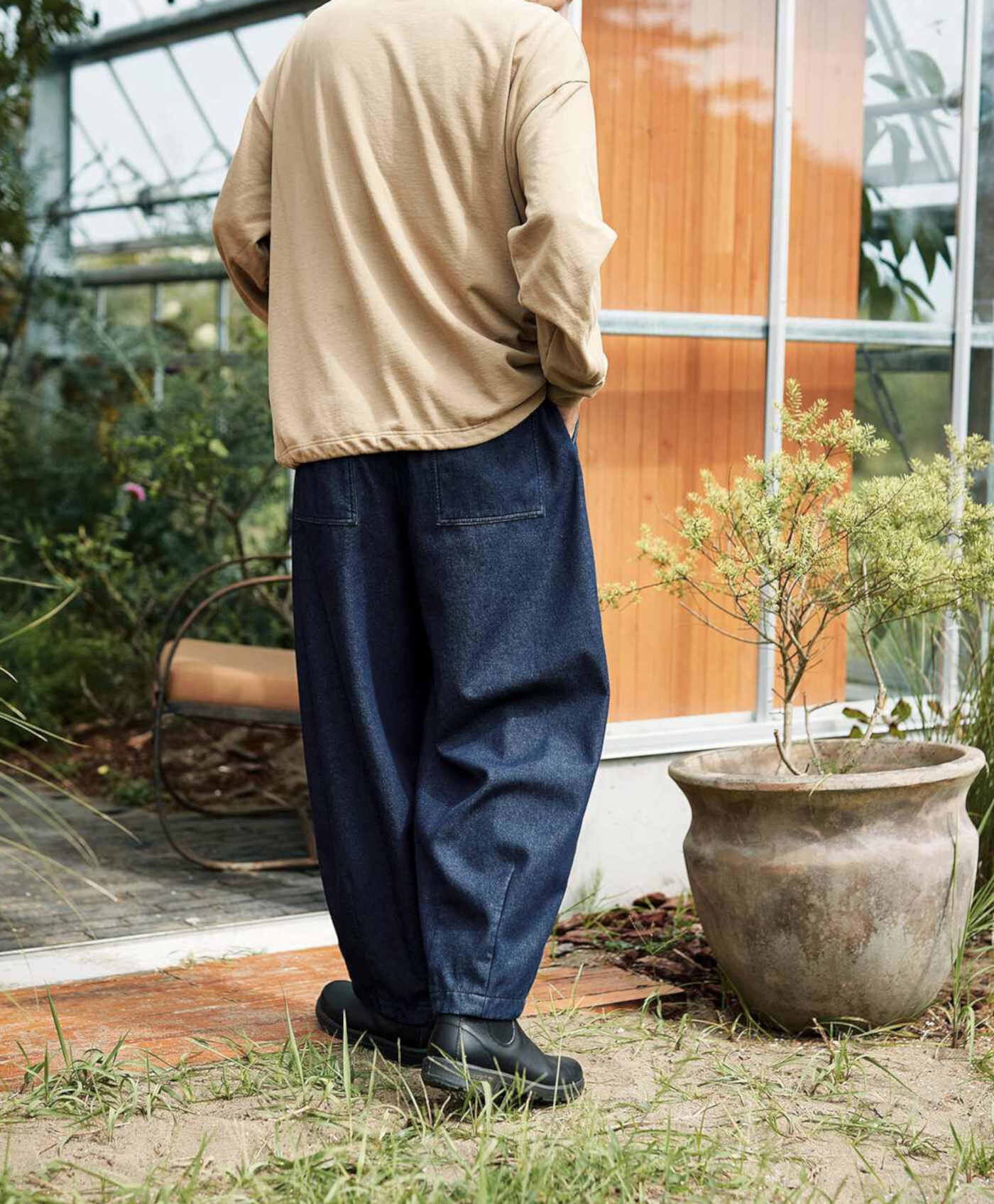 WEB限定お買い得商品|サニークラウズ　裏がフリースのブカブカジーンズ〈メンズ〉