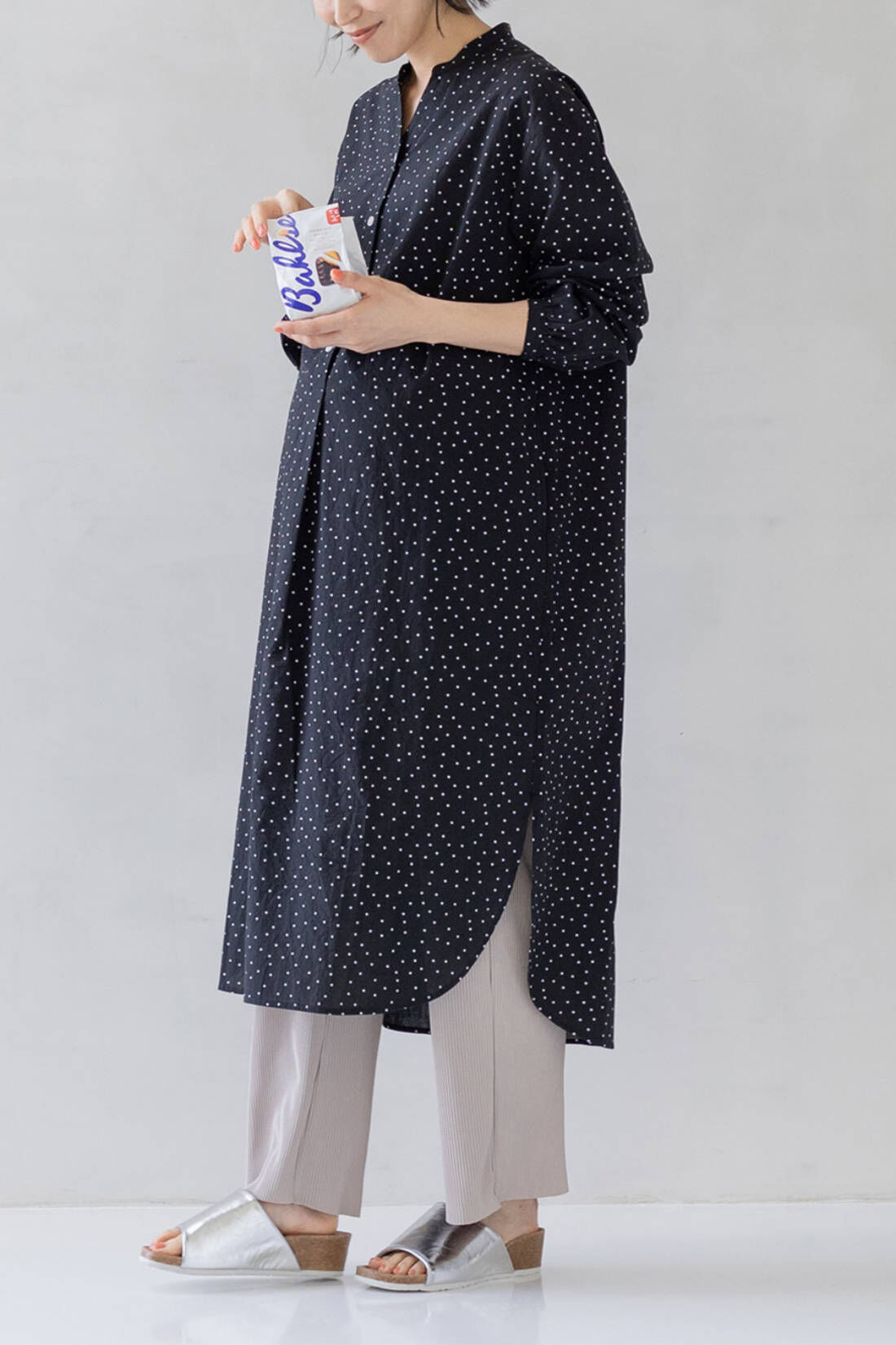 Real Stock|【3〜10日でお届け】Moredde　マタニティから産後も使える　ママによりそうワンピースパジャマ〈ドット〉