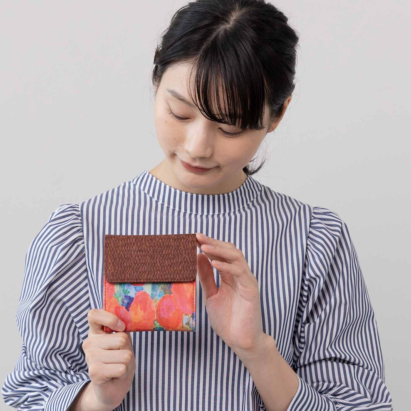 Real Stock|ラミプリュス×ユニカラート 小さくたってやりくり上手 大人の賢い7つ星 二つ折り財布