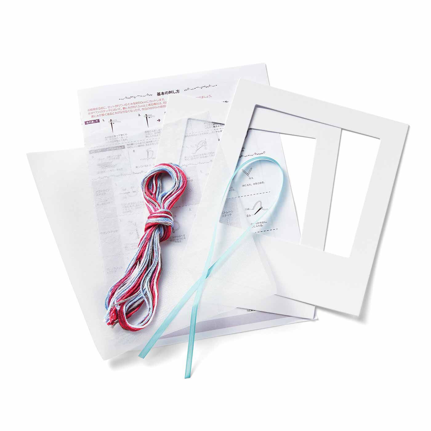 Real Stock|透かして眺めて撮りたくなる お花のオーガンジー刺しゅう|●1回分のお届けキット例です。