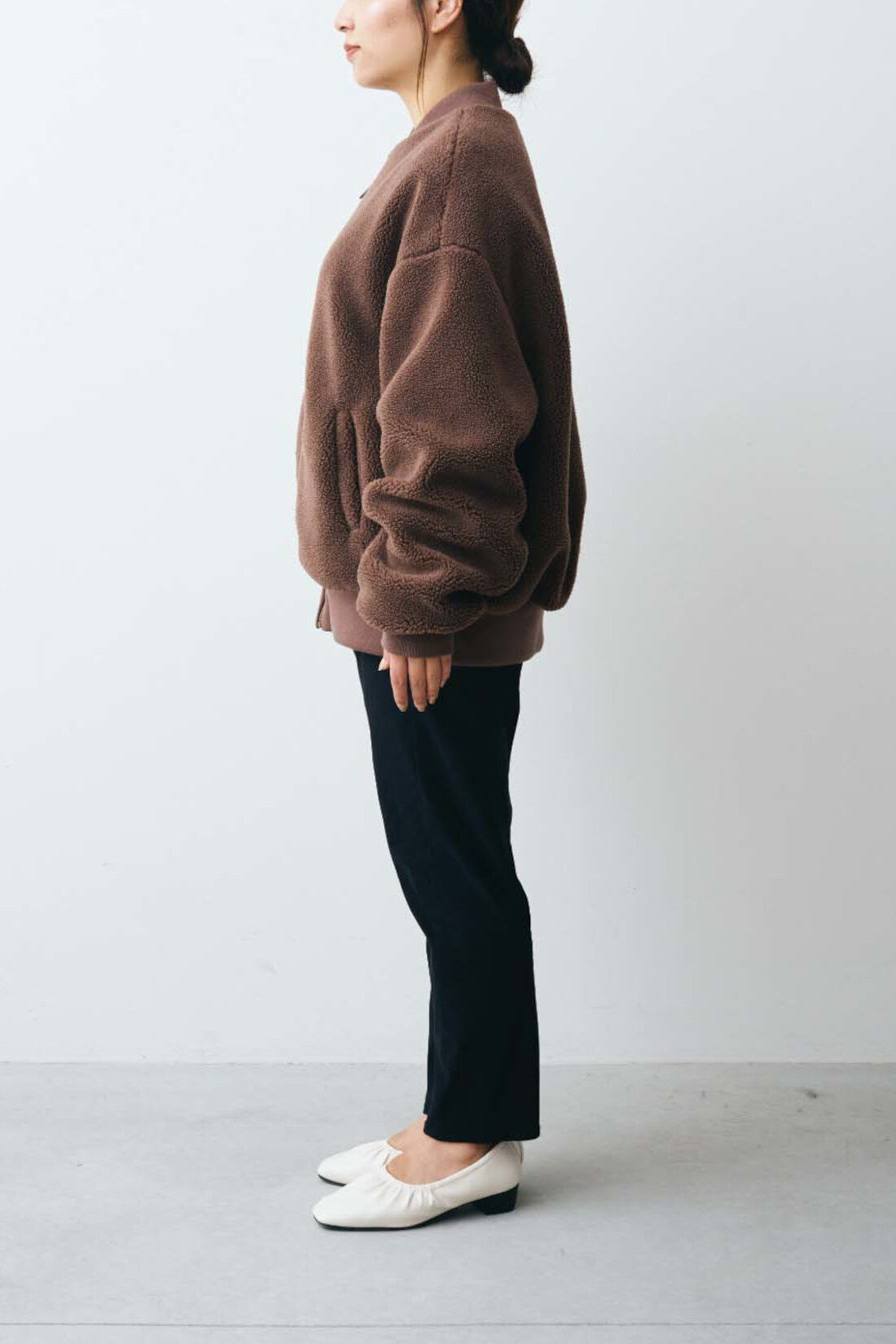 Real Stock|THREE FIFTY STANDARD 　ミリタリーテイストのボアブルゾン〈モカブラウン〉|モデル身長：153cm 着用サイズM