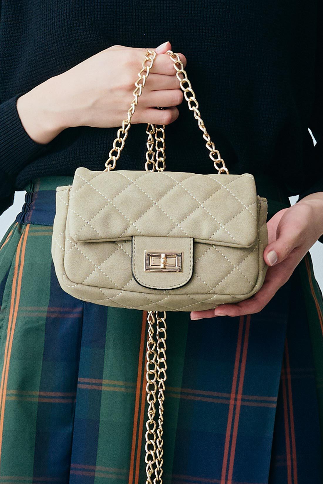 Real Stock|IEDIT[イディット] SELECT　チェーンショルダーのキルティングミニポシェット