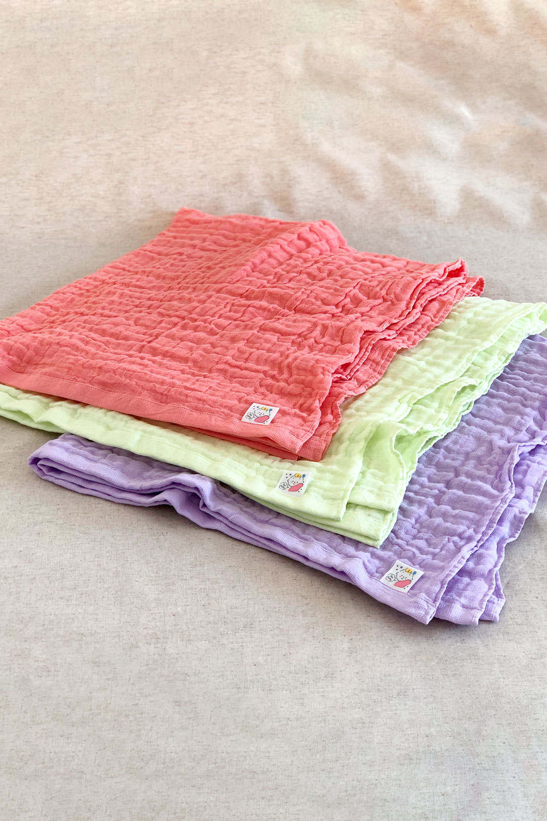 realstock [リアルストック]（Express BOX）|【3～10日でお届け】［Mama select］おぼろタオル　べビー専用　おくるみタオル〈ベビーピンク〉
