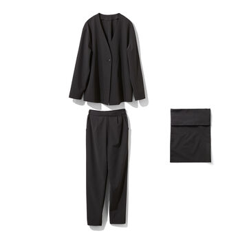 Real Stock | パッカブルスーツ〈ブラック〉ＩＥ