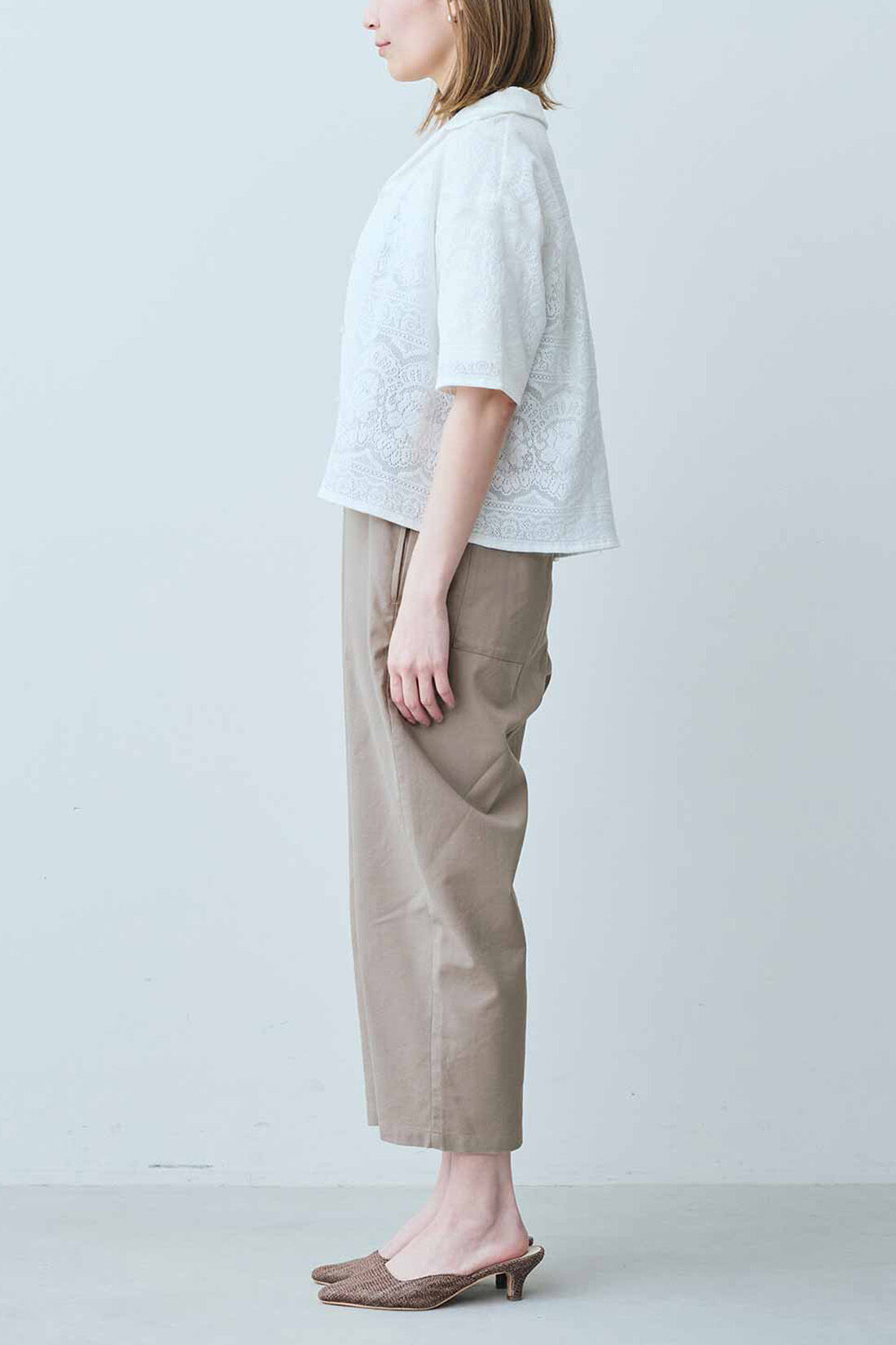 Real Stock|IEDIT[イディット]　きくちあつこさんコラボ さらっと着られて華やげる 総レースハーフスリーブシャツ〈ホワイト〉|モデル身長：164cm　着用サイズ：M