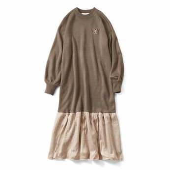 Real Stock | ブローチ付きニットワンピ〈ベージュ〉ＩＥ