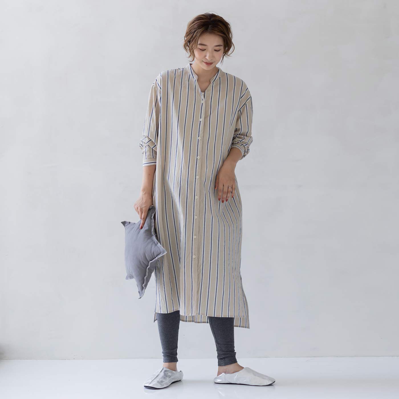 Real Stock|【3〜10日でお届け】Moredde　マタニティから産後も使える　しめつけないのが心地いいウエストクロス仕様のリブレギンス〈チャコール杢グレー〉