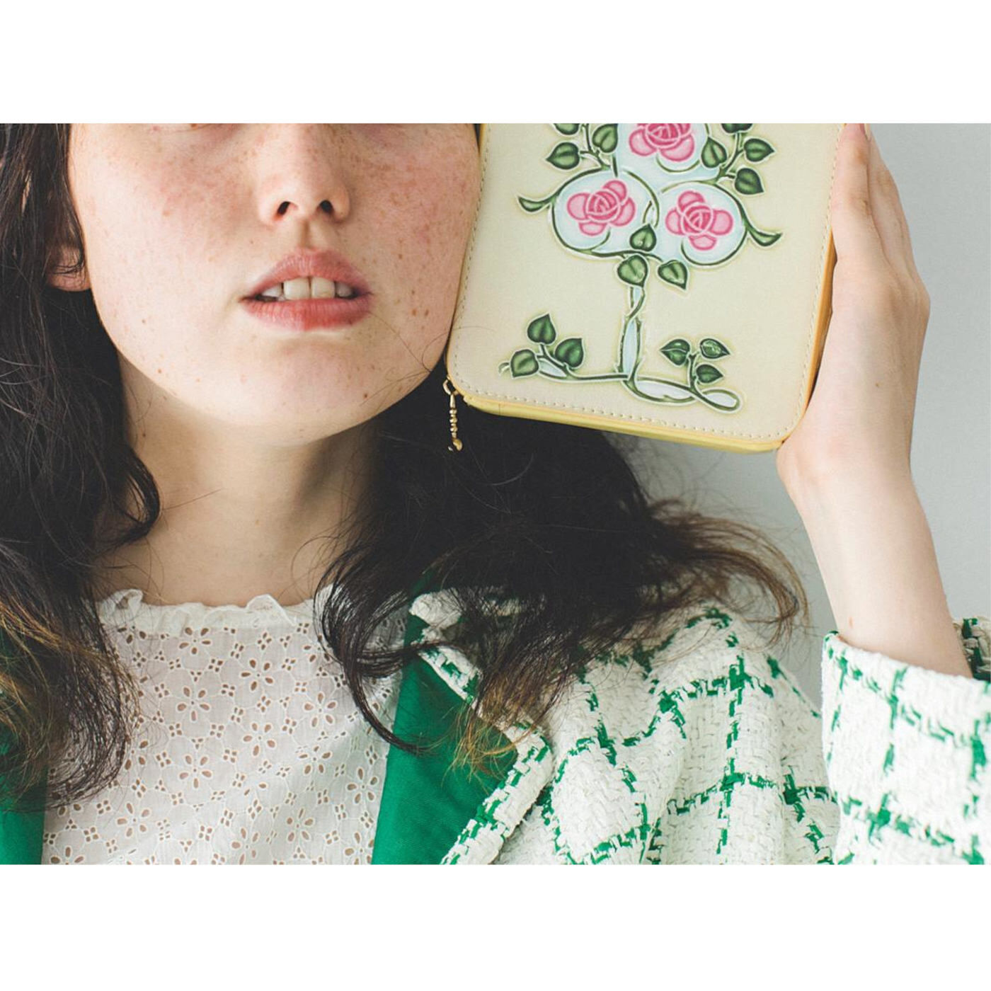 Real Stock|『世界のタイル博物館』和製マジョリカタイル模様のスクエアポーチ