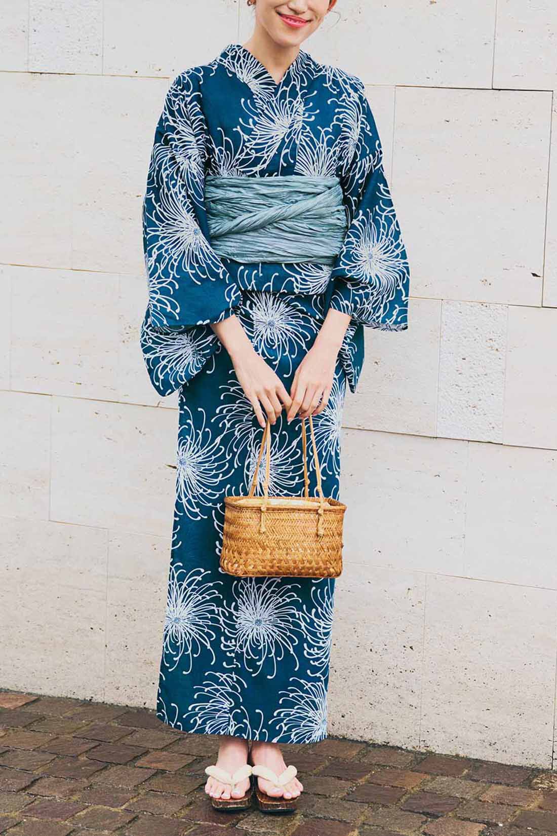Real Stock|IEDIT[イディット]　着付けいらずでさっと着られる 大人の粋な二部式セパレート浴衣とへこ帯セット〈藍色×水色〉