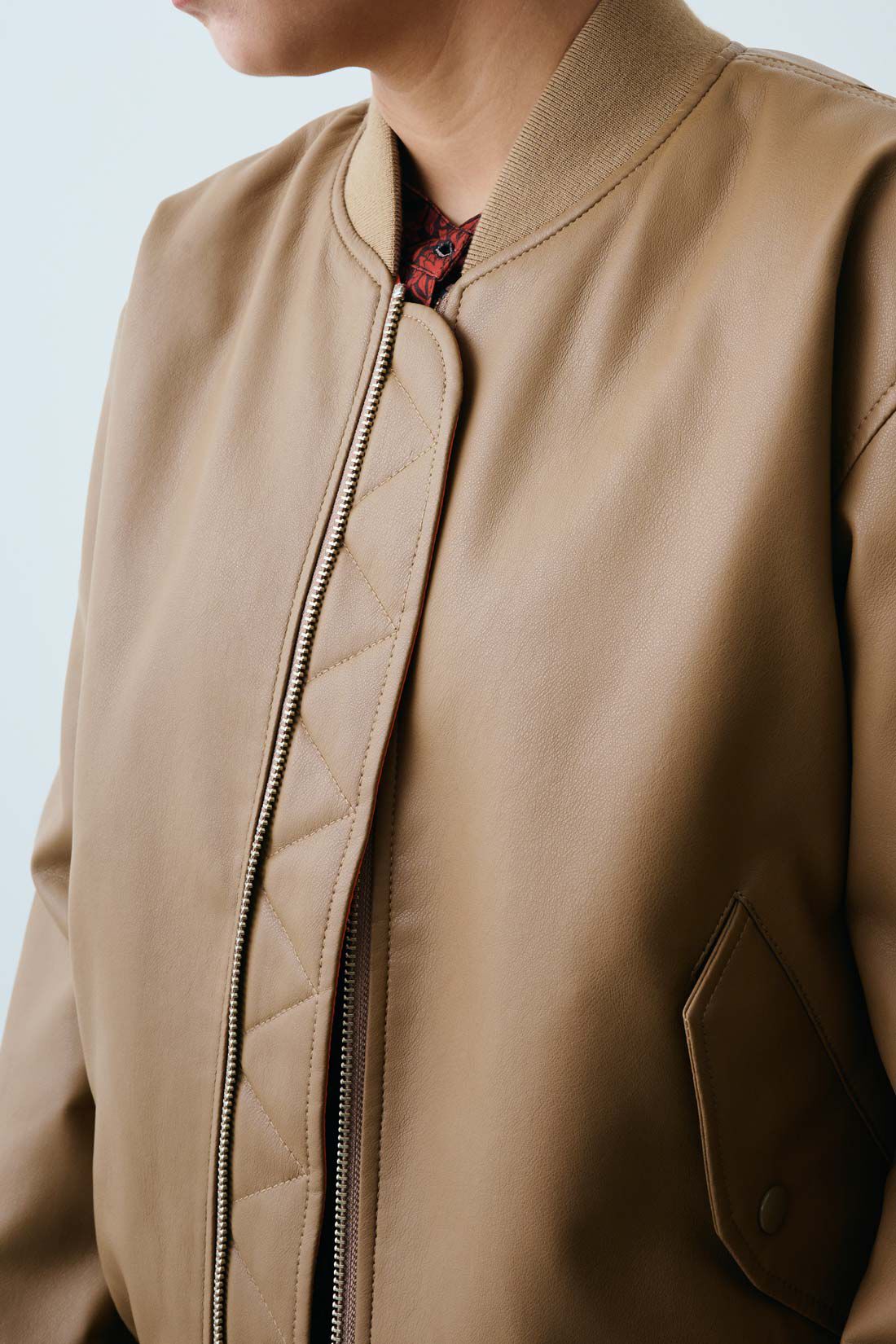 Real Stock|MEDE19F 〈SELECT〉【Alpha Industries】フェイクレザー MA-1|2.ベージュ