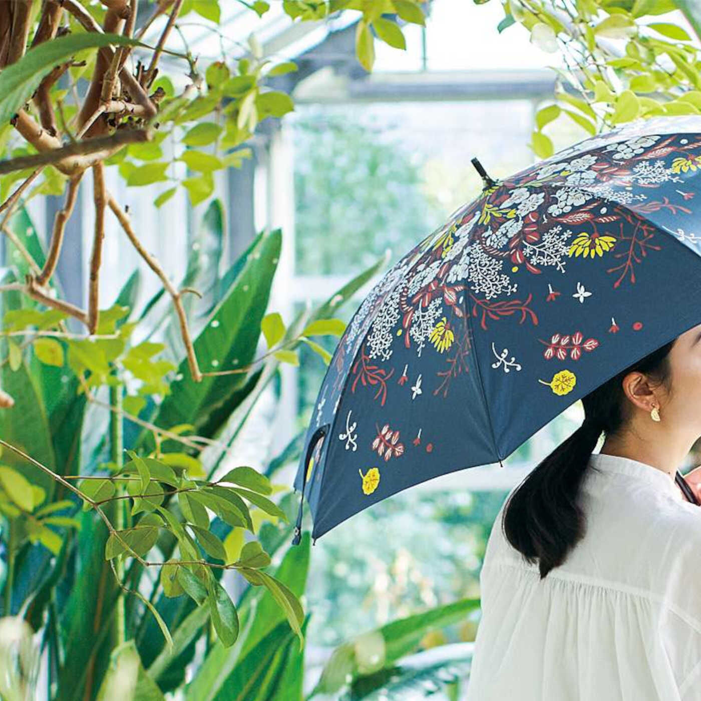 realstock [リアルストック]（Express BOX）|el:ment×山本祐布子　お花のブーケが舞い落ちる 熟練の傘職人さんが作る晴雨兼用傘〈ストーンネイビー〉