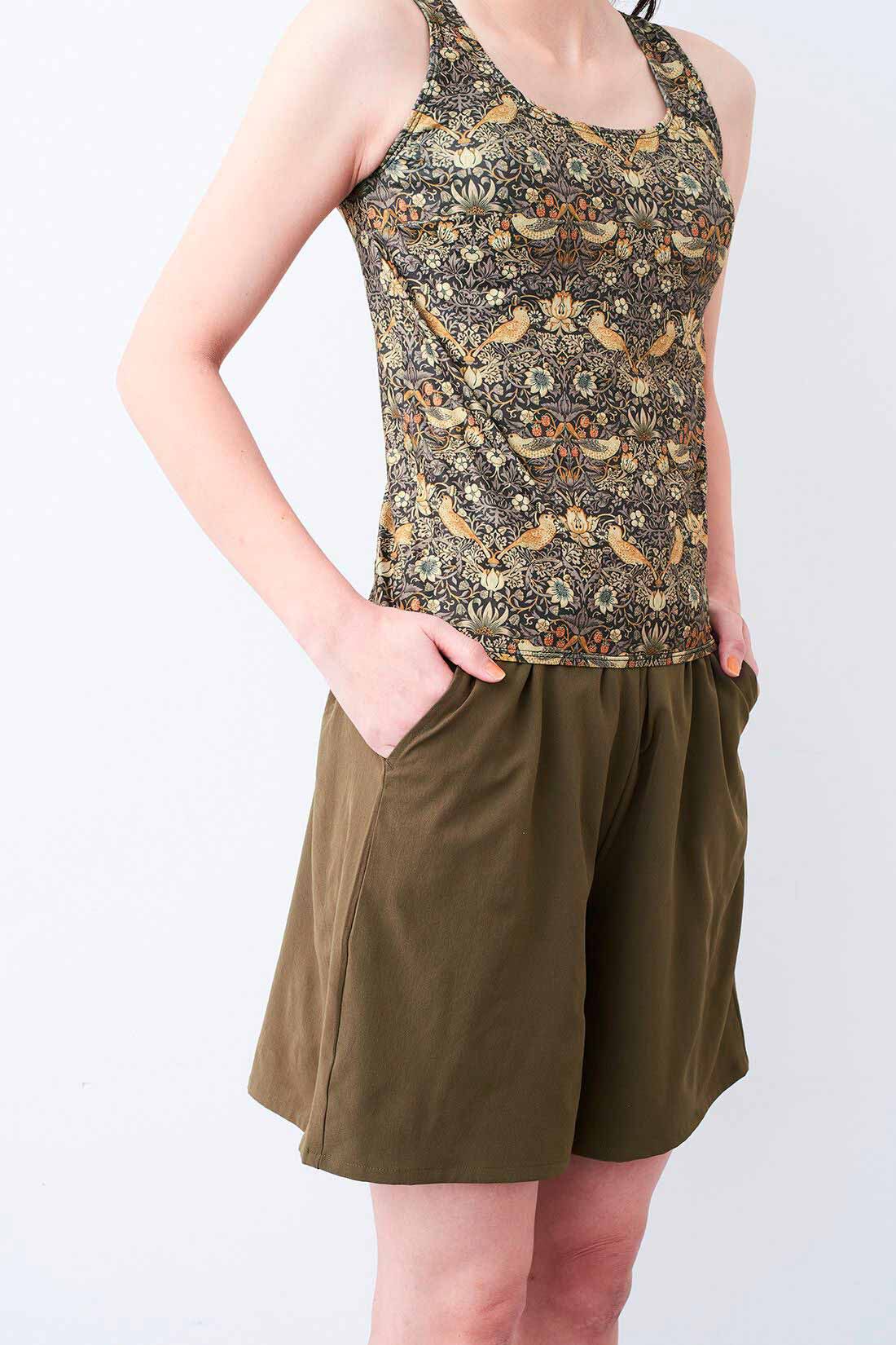 Real Stock|【3～10日でお届け】リブ　イン　コンフォート　大人モリスの世界「いちご泥棒」柄を秘めた優美な水着セット〈ブラウン〉|ポケット付き