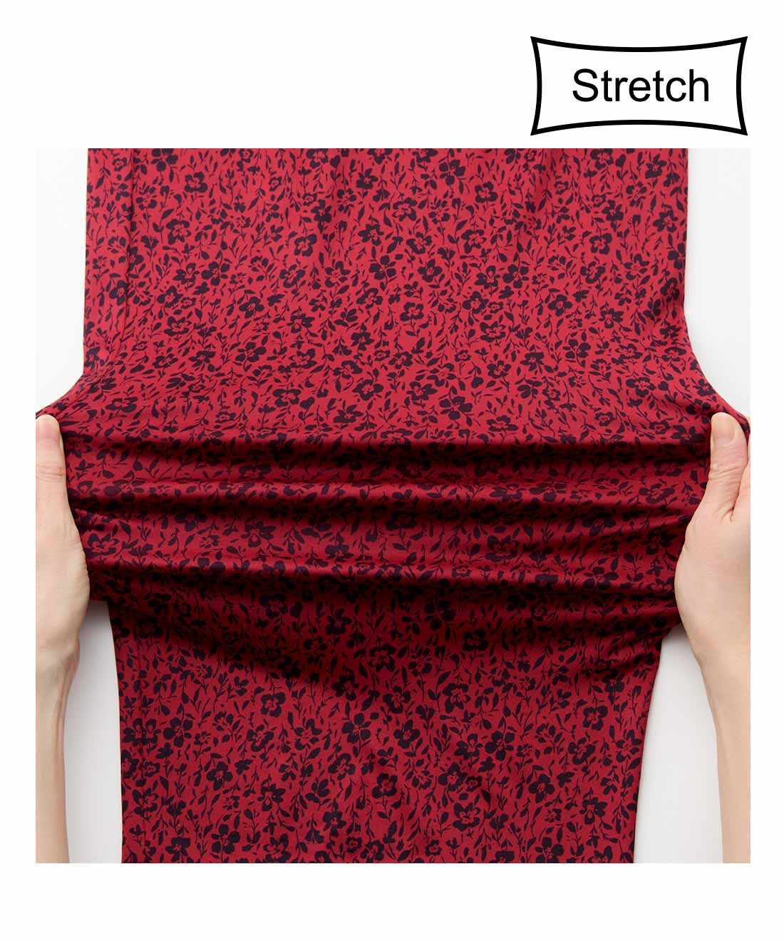 Real Stock|【3～10日でお届け】リブ イン コンフォート　はまじとコラボ 華やかで伸びやかな 接触冷感花柄カットソーパンツ〈ブラック〉|POINT 縦横にぐーんと伸びるストレッチカットソー素材。　※お届けするカラーとは異なります。