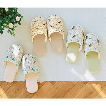 Real Stock | バードライフさんと作った 野鳥と花々のスリッパ