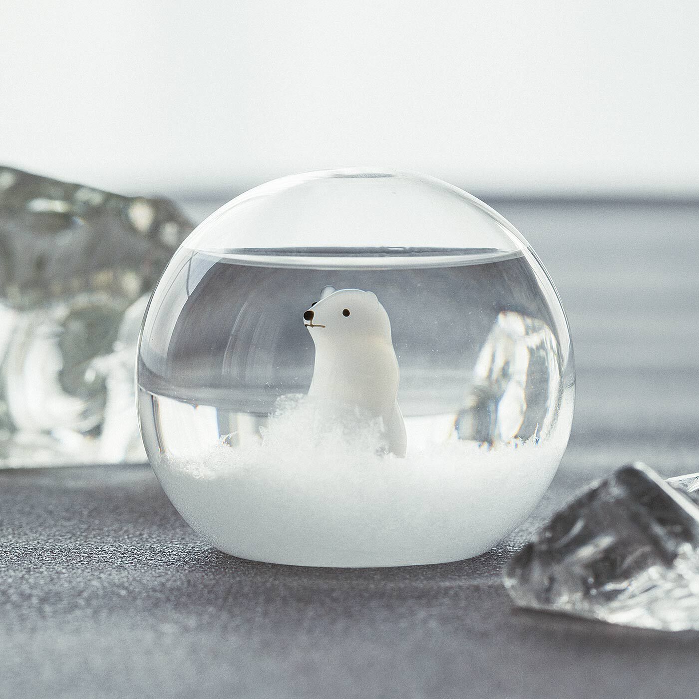 Real Stock|旭山動物園・ボルネオの森応援商品　ＳｅｅＭＯＮＯ　天気によって結晶が変化するホッキョクグマのストームグラス