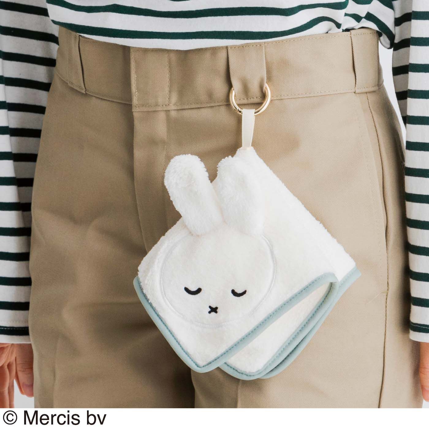 Real Stock|ミッフィーサークル　指を入れて遊べる カラビナ付きふわふわハンドタオル|耳に指を入れて、どこでもパペット劇場のはじまり?！