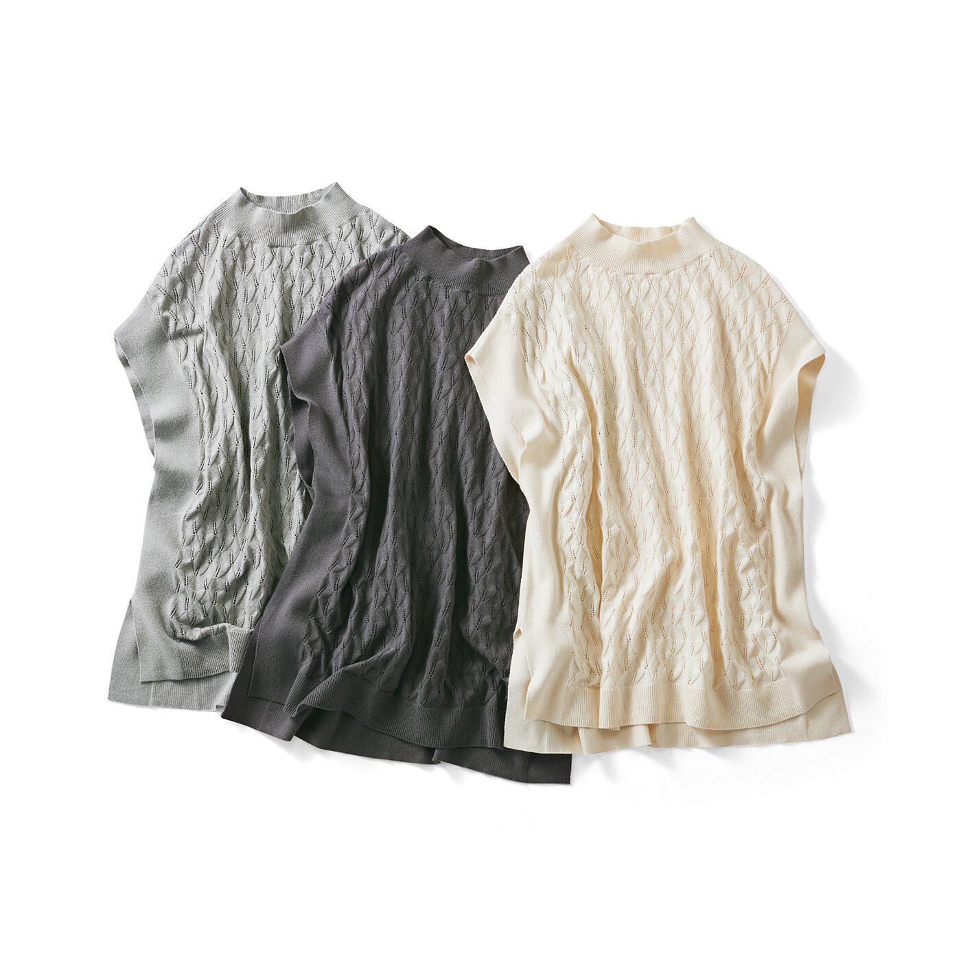 Real Stock|el:ment　リーフの透かし編みで風通る　コットン100％で軽やか　ハイネックニットベスト〈パールホワイト〉|重ばらないので、持ち歩きにも。