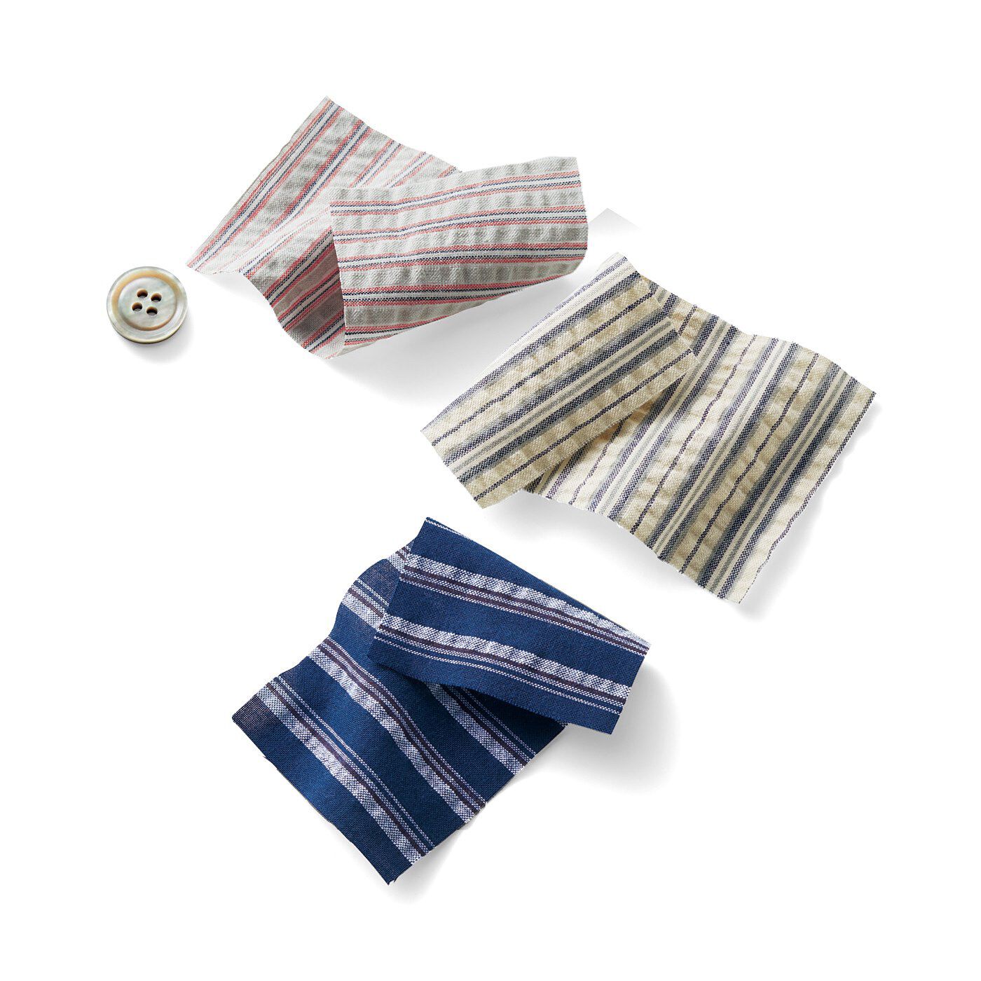 Real Stock|el:ment　おうちと眠りの時間を心地よく　綿100％サッカー生地のタートルネックウェアセット〈アイボリー×ライトネイビー〉|綿100％のサッカー素材。ぽこぽこした表面感で肌離れがよく、涼やか。