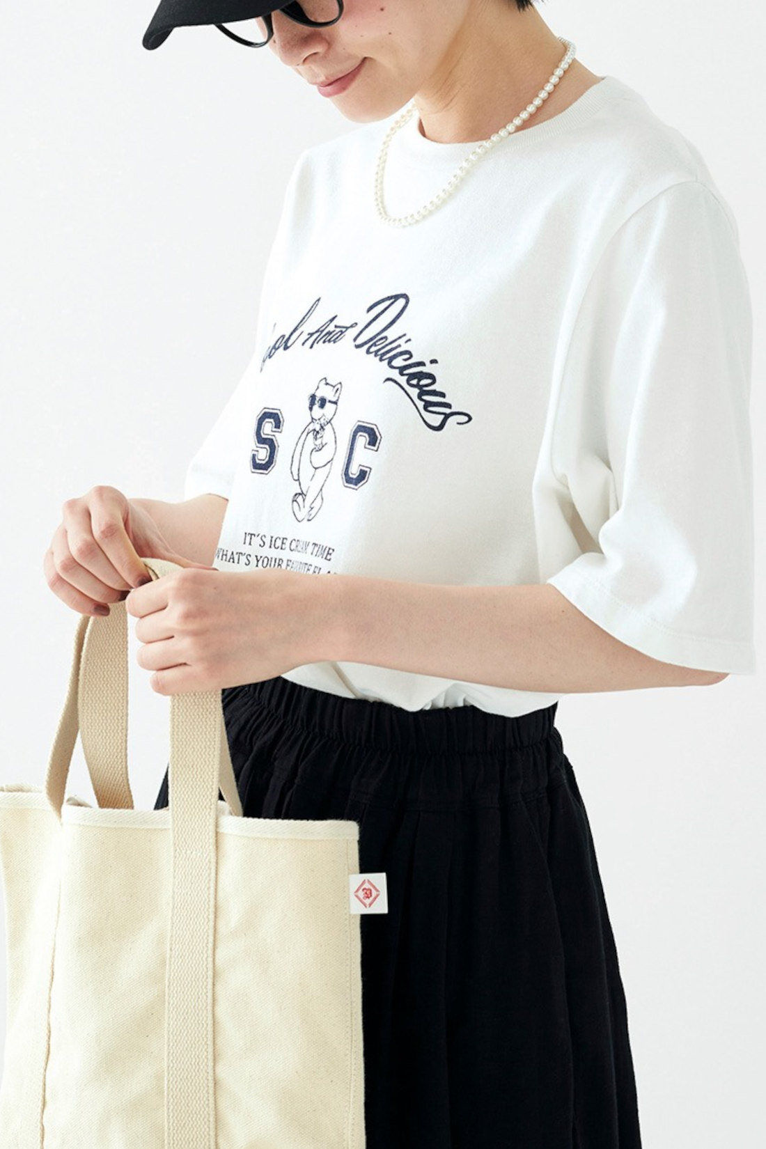 Sunny clouds so-co|サニークラウズ　アイス好きなTシャツ〈レディース〉〈白〉|これ一枚で着こなしがこなれた表情になるオリジナルプリント。