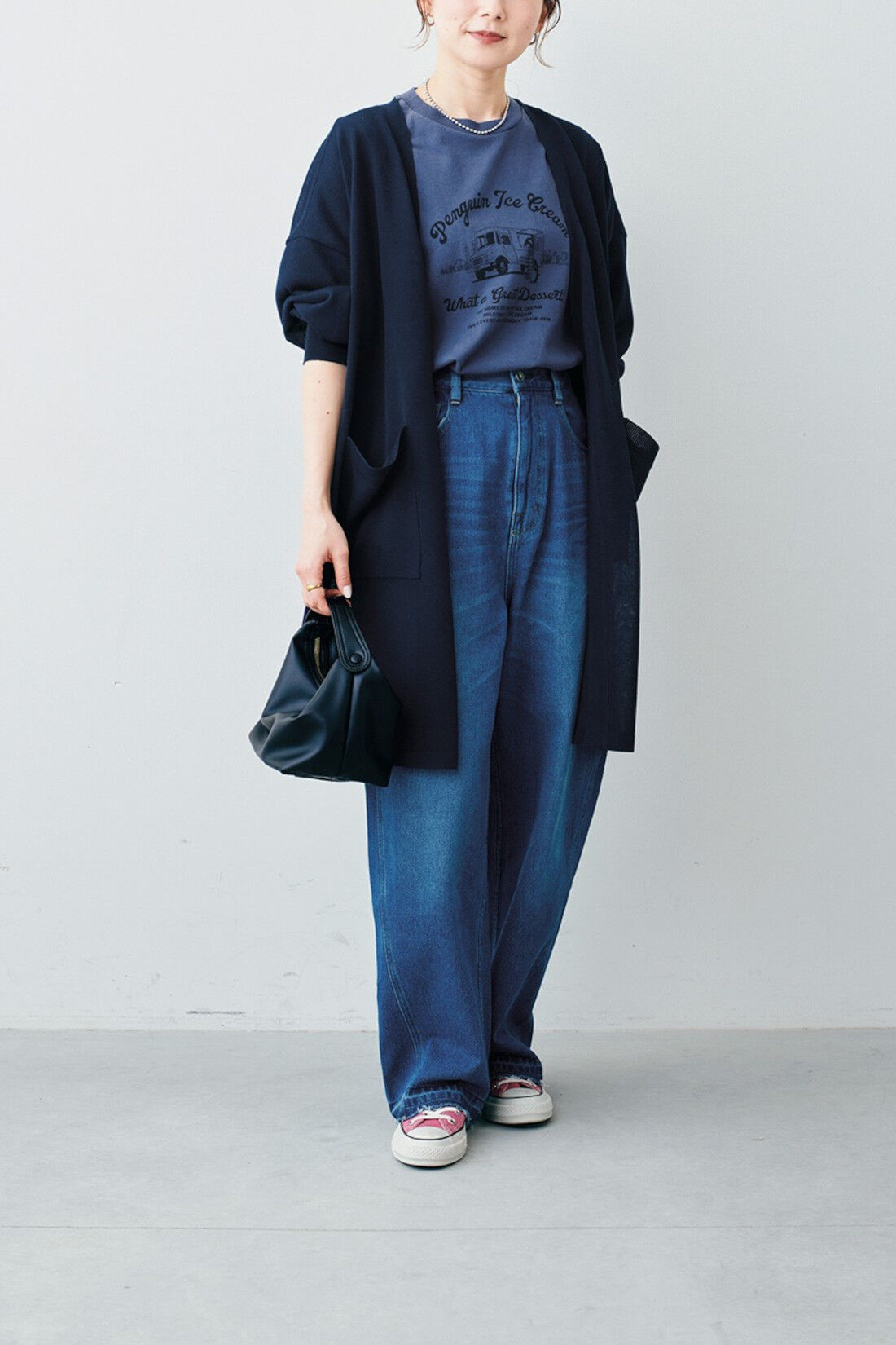 Sunny clouds so-co|サニークラウズ　アイス好きなTシャツ〈レディース〉〈ブルー〉|モデル身長：161cm　着用サイズ：M