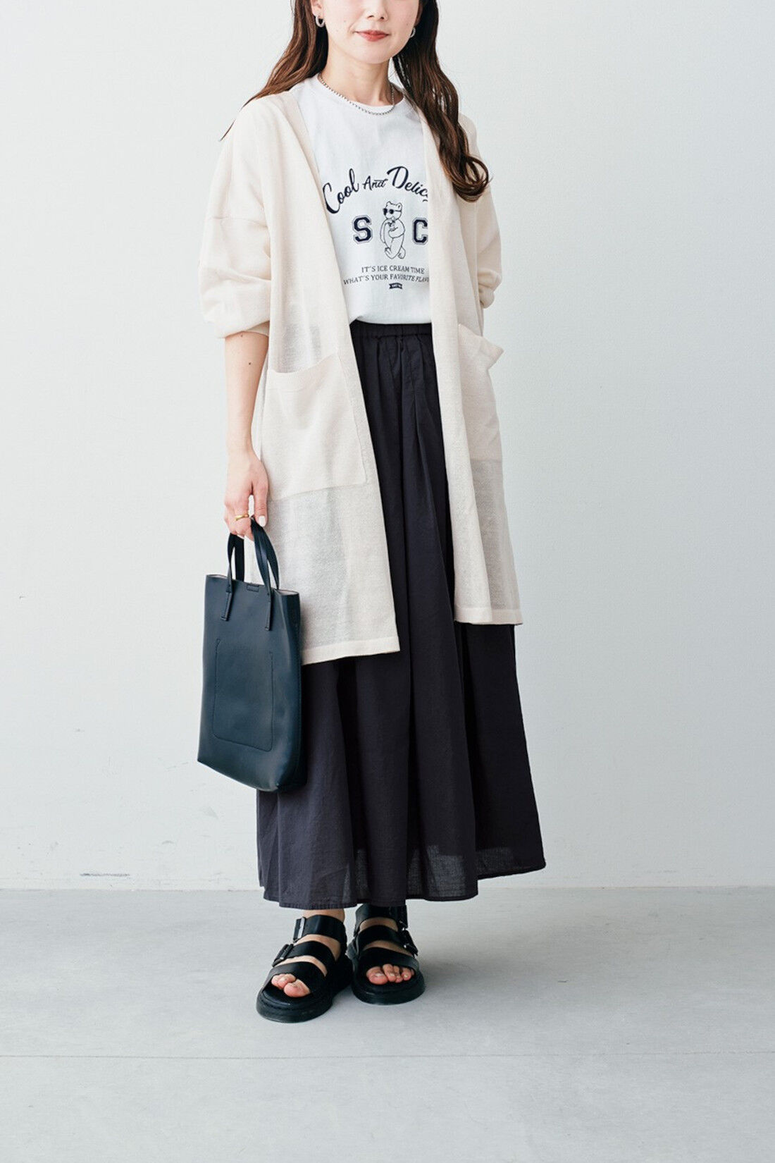 Sunny clouds so-co|サニークラウズ　アイス好きなTシャツ〈レディース〉〈白〉|モデル身長：161cm　着用サイズ：M