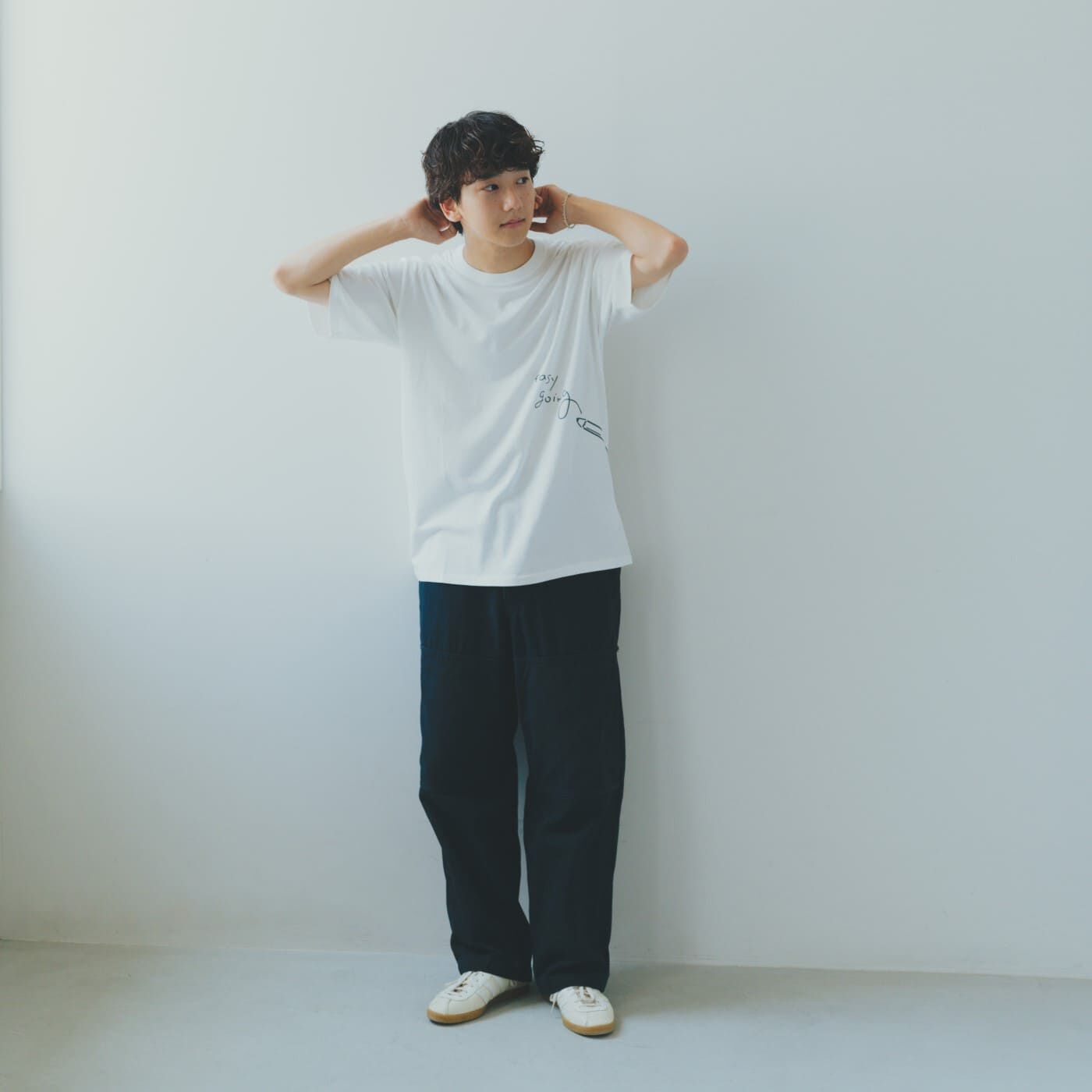 フェリシモコレクション|HATSKI for このごろ　おおらかにいこうTシャツ|モデル身長／175cm　着用サイズ／２