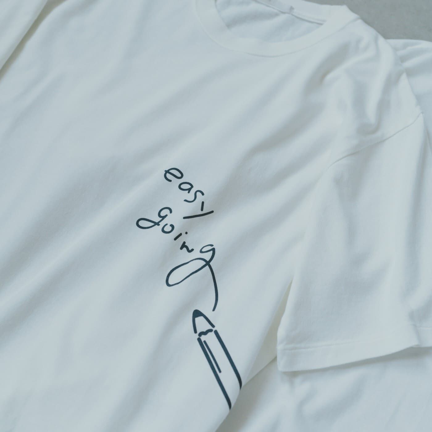 フェリシモコレクション|HATSKI for このごろ　おおらかにいこうTシャツ