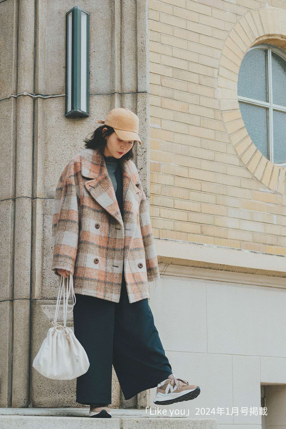 MEDE19F|ａｎｄ　ｍｙｅｒａフェイクスエードの巾着バッグのコーディネート