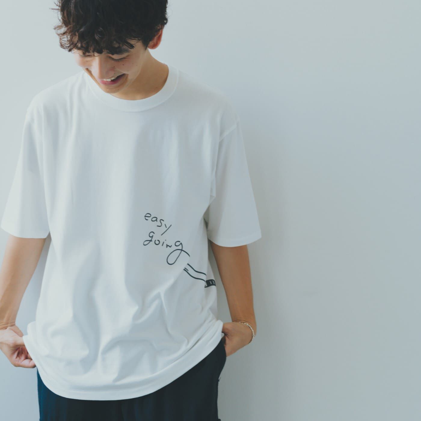 フェリシモコレクション|HATSKI for このごろ　おおらかにいこうTシャツ|モデル身長／175cm　着用サイズ／２