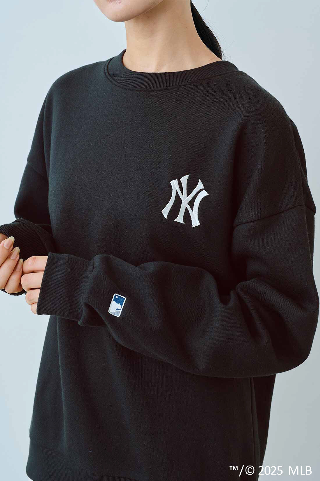 IEDIT|IEDIT[イディット]　オリジナルMLBデザイン ダークカラーでシックにきまる大人のゆるスウェット〈ブラック〉