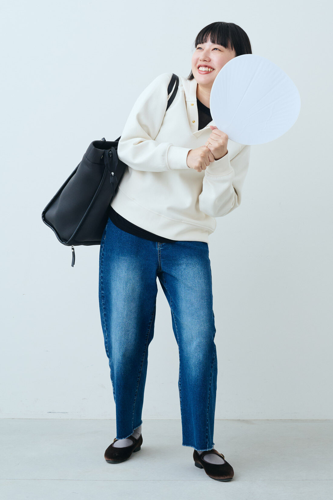 IEDIT|IEDIT[イディット]　ワガママ企画　感激！ライブも観戦も！軽やか素材で大容量　多ポケットで工夫がタップリ　スマートルックトートバッグ【WEB限定】|応援うちわもすっぽり。（サイズによっては入らないものもあります）