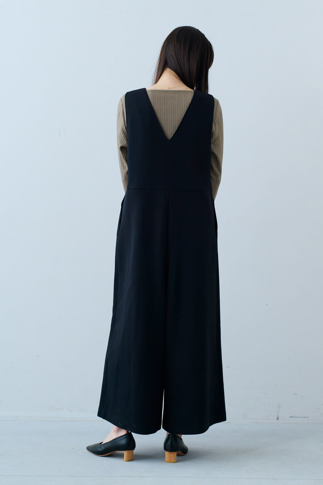 IEDIT|IEDIT[イディット]　大人着映えオールインワンコーディネートセット〈ブラック〉|モデル身長：163cm　着用サイズ：M