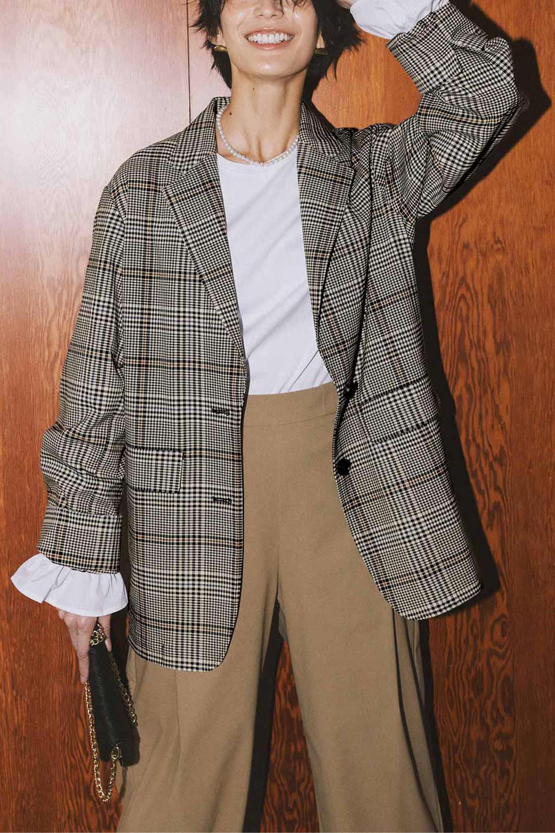 IEDIT|IEDIT[イディット]　袖はブラウス身ごろはカットソー ボリュームスリーブホワイトトップス〈ダブルタックスリーブ〉|これは参考画像です。お届けするタイプとは異なります。