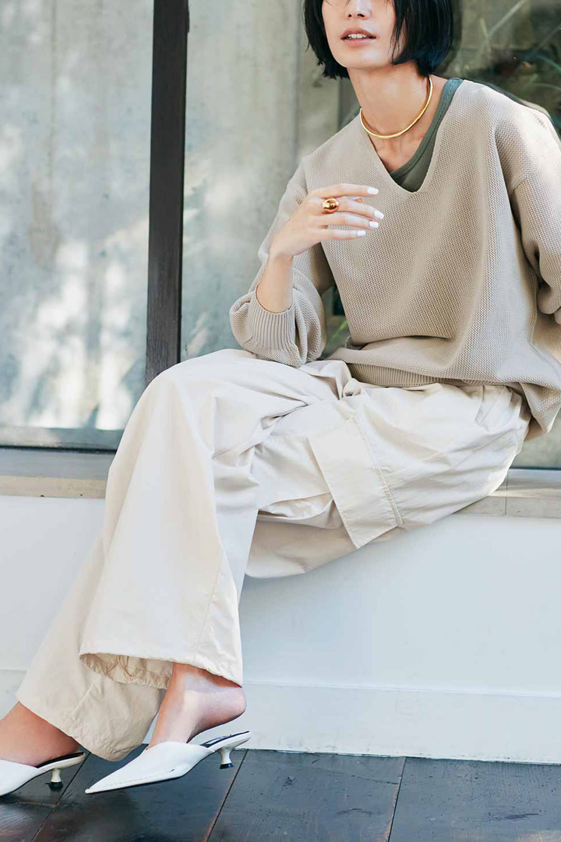 IEDIT|IEDIT[イディット]　撥水（はっすい）＆UVカットがうれしい アシメタックカーゴワイドパンツ|すそのドロストを伸ばしてワイドシルエットにも。