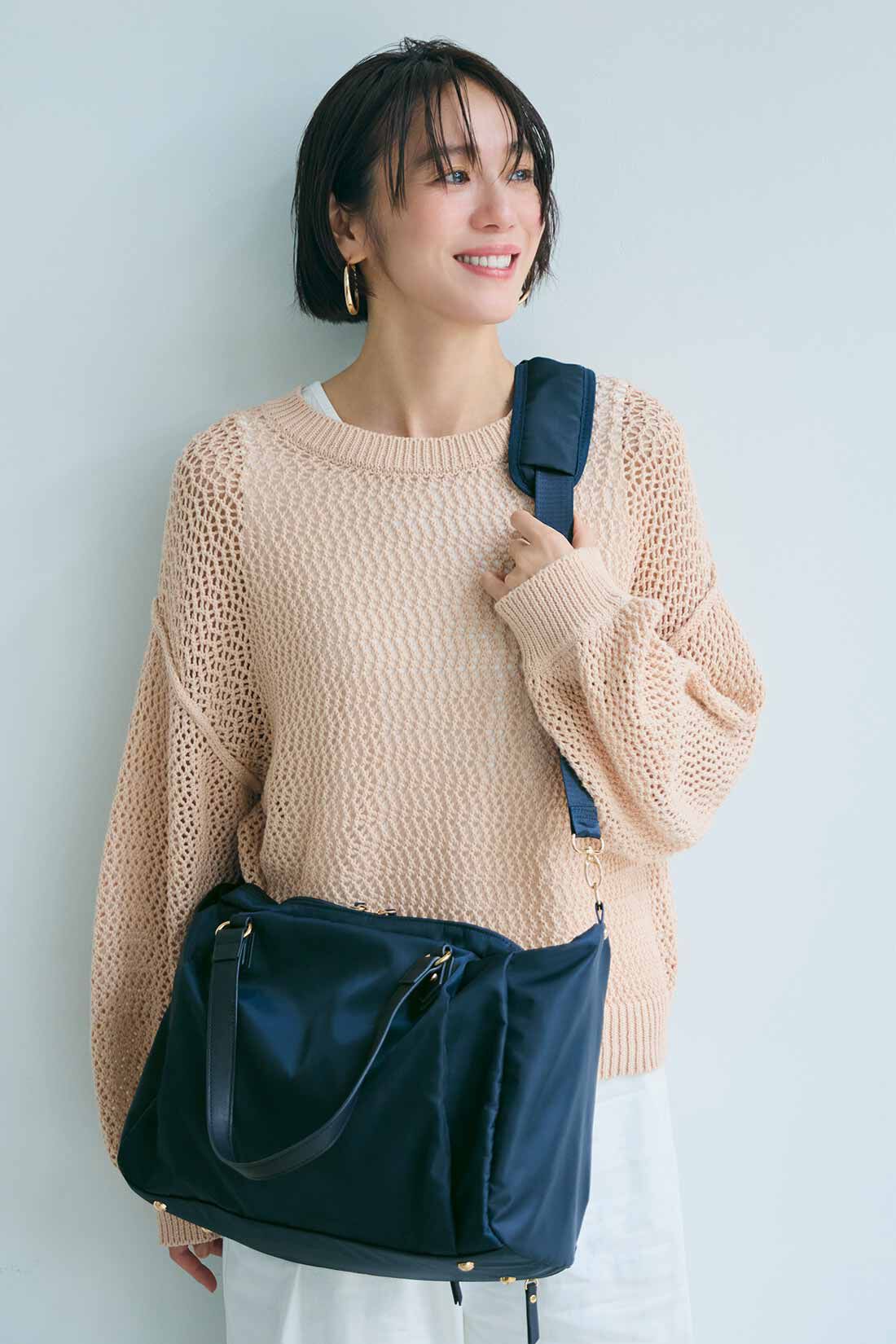 IEDIT|【いっしょ買いキャンペーン】IEDIT[イディット]　ことりっぷとコラボ 旅のプロのアイデアを詰め込んだ 軽量2-WAYバッグ〈ネイビー〉