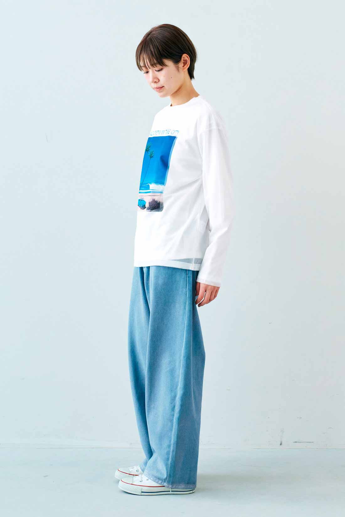 IEDIT|IEDIT[イディット]　永井博さんコラボ VACATION IN THE CITY チュールトップス〈ホワイト〉【コーデ買いキャンペーン】|モデル身長：163cm　着用サイズ：M