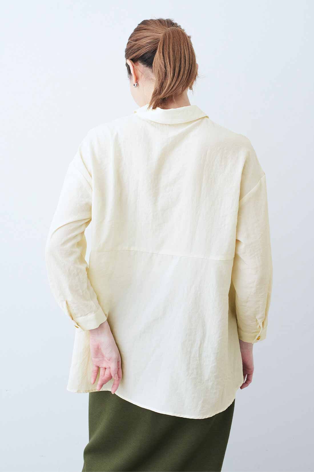 IEDIT|IEDIT[イディット]　リラクシーシルエットのきちんと見えスキッパーシャツブラウス〈オフホワイト〉|モデル身長：164cm　着用サイズ：M