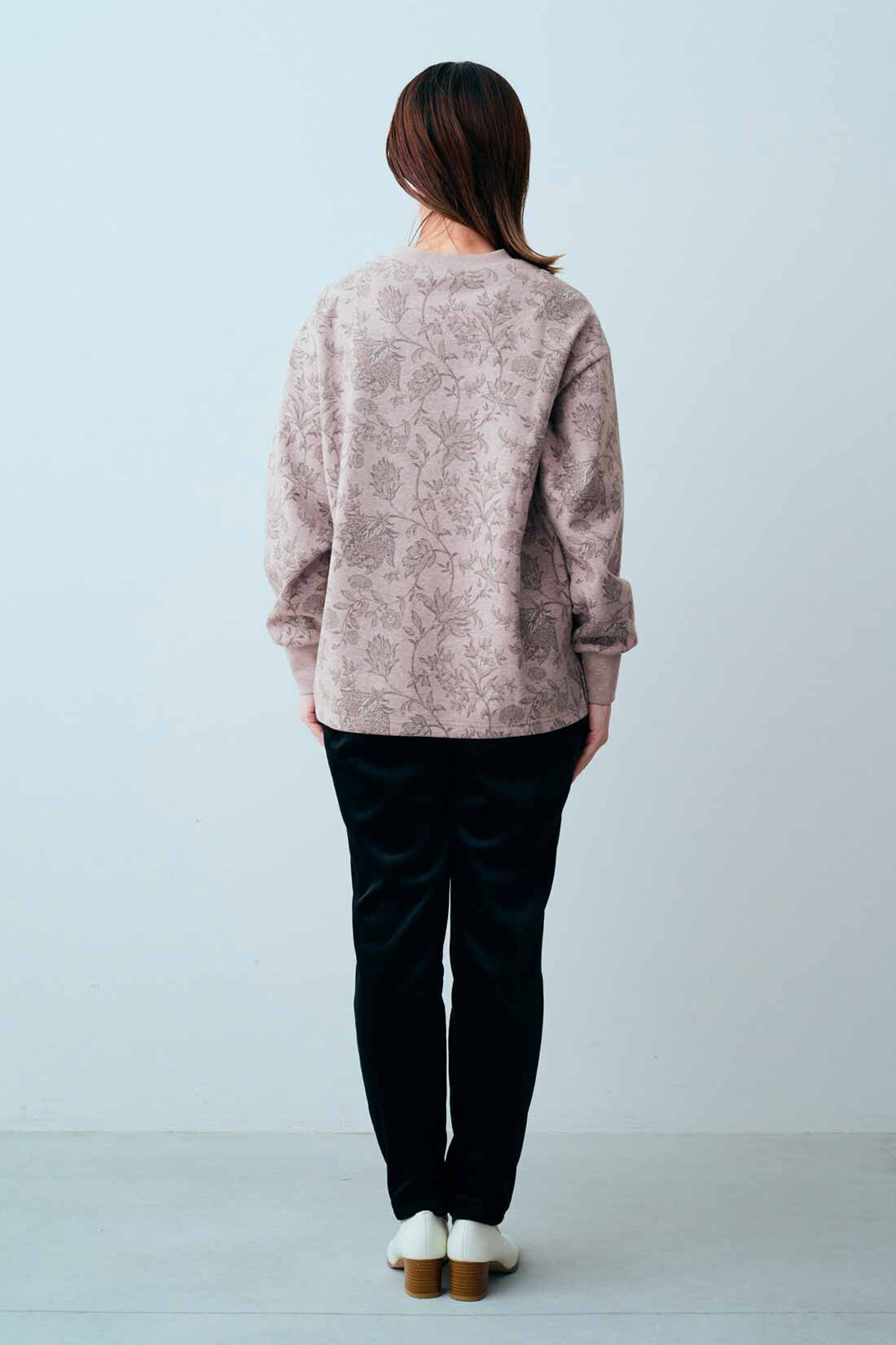 裏起毛 スウェット プルオーバー〈ピンク〉のコーディネート