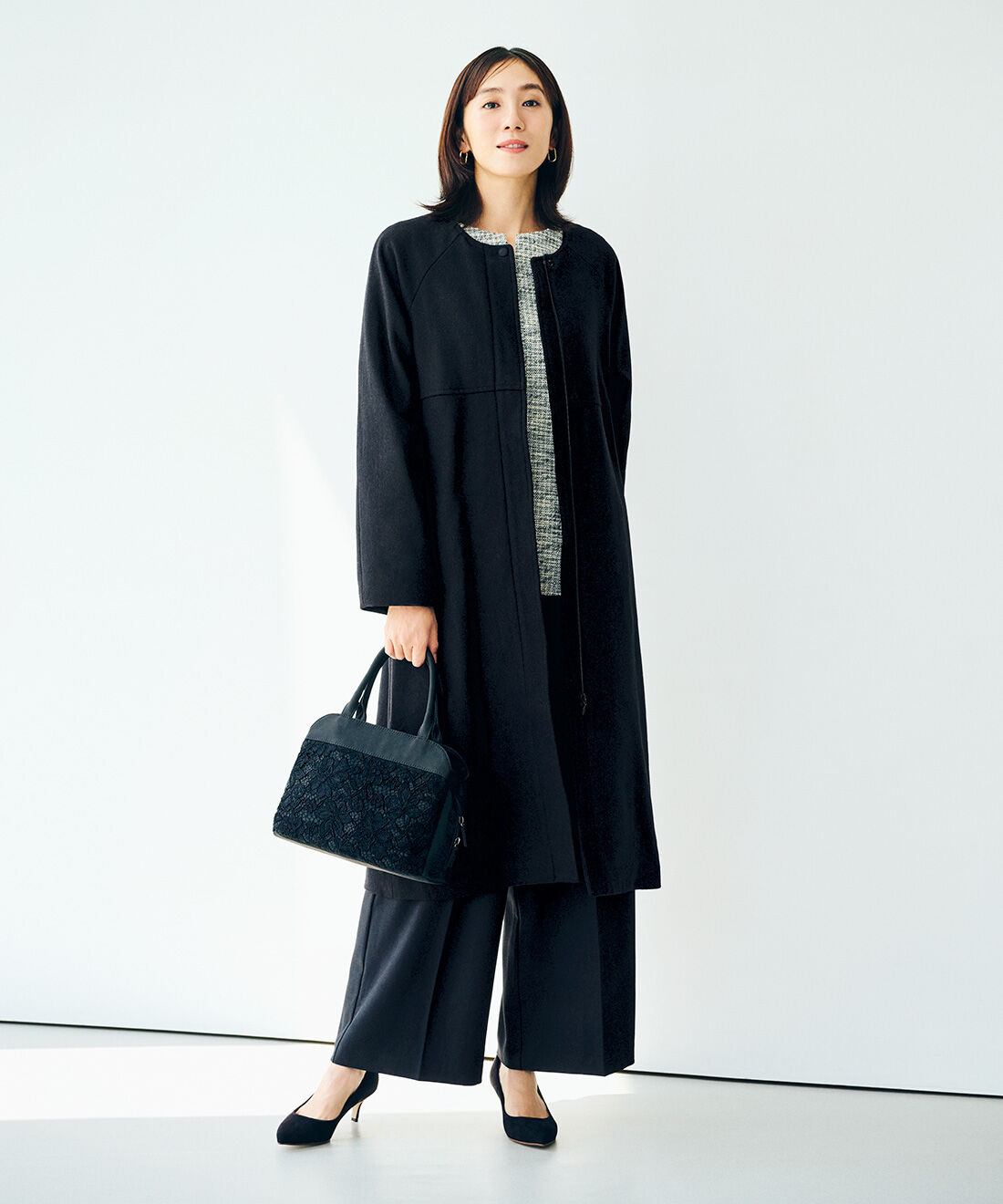 IEDIT|IEDIT[イディット]　冠婚葬祭まで使える 万能ノーカラーデザインのウール混メルトンコート〈ブラック〉【コーデ買いキャンペーン】