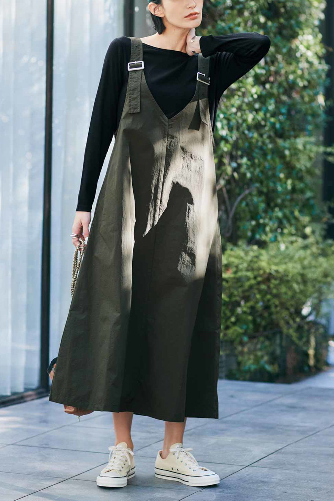 IEDIT|IEDIT[イディット]　WOODSコラボ カットソートップス＆撥水（はっすい）ジャンスカセット〈ブラック×カーキ〉