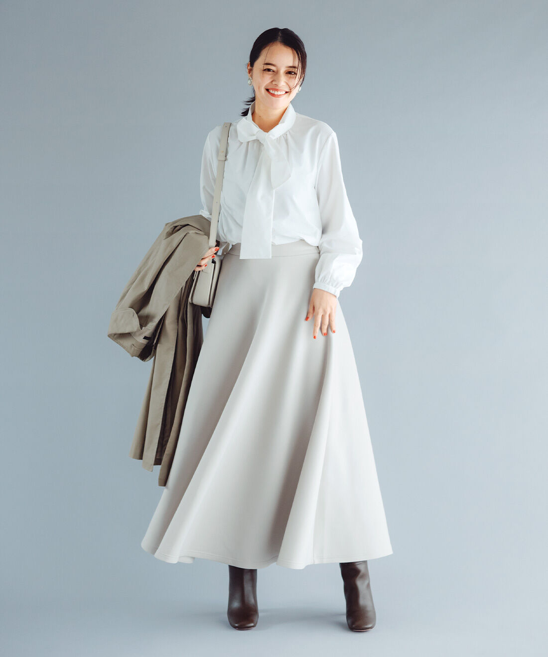 IEDIT|ボウタイブラウス〈ホワイト〉ＩＥのコーディネート