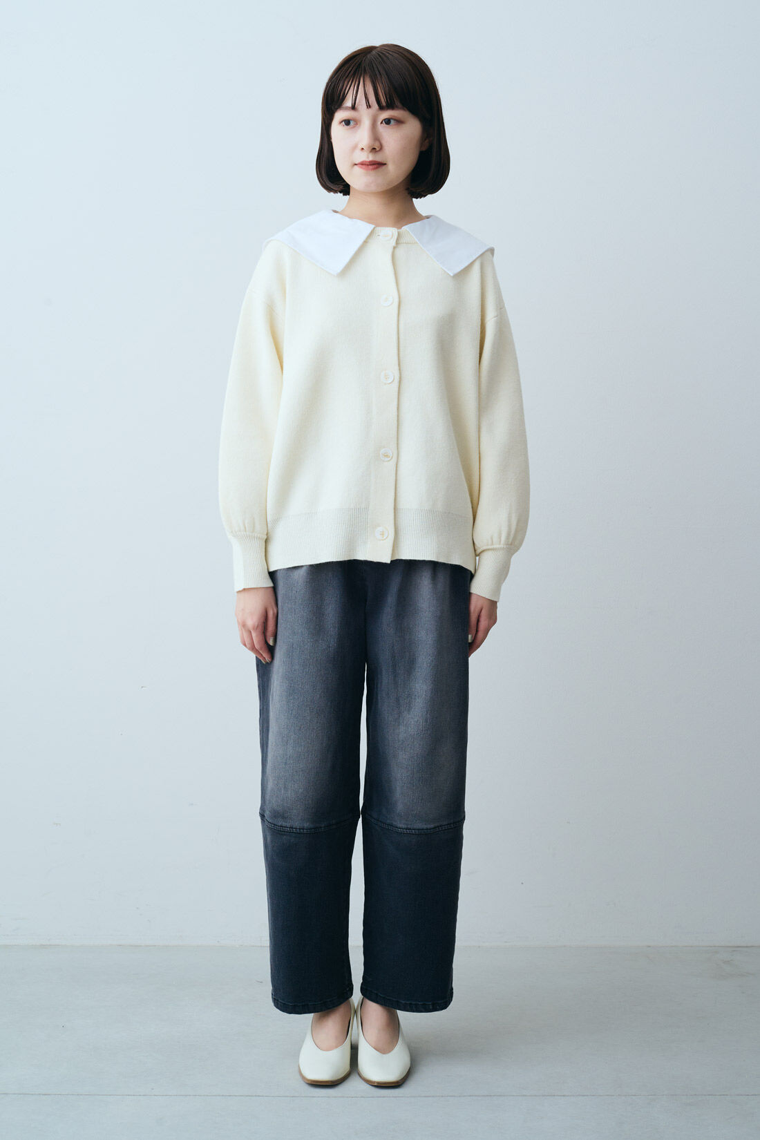 異素材 衿付き 2-WAY カーディガン〈白〉のコーディネート