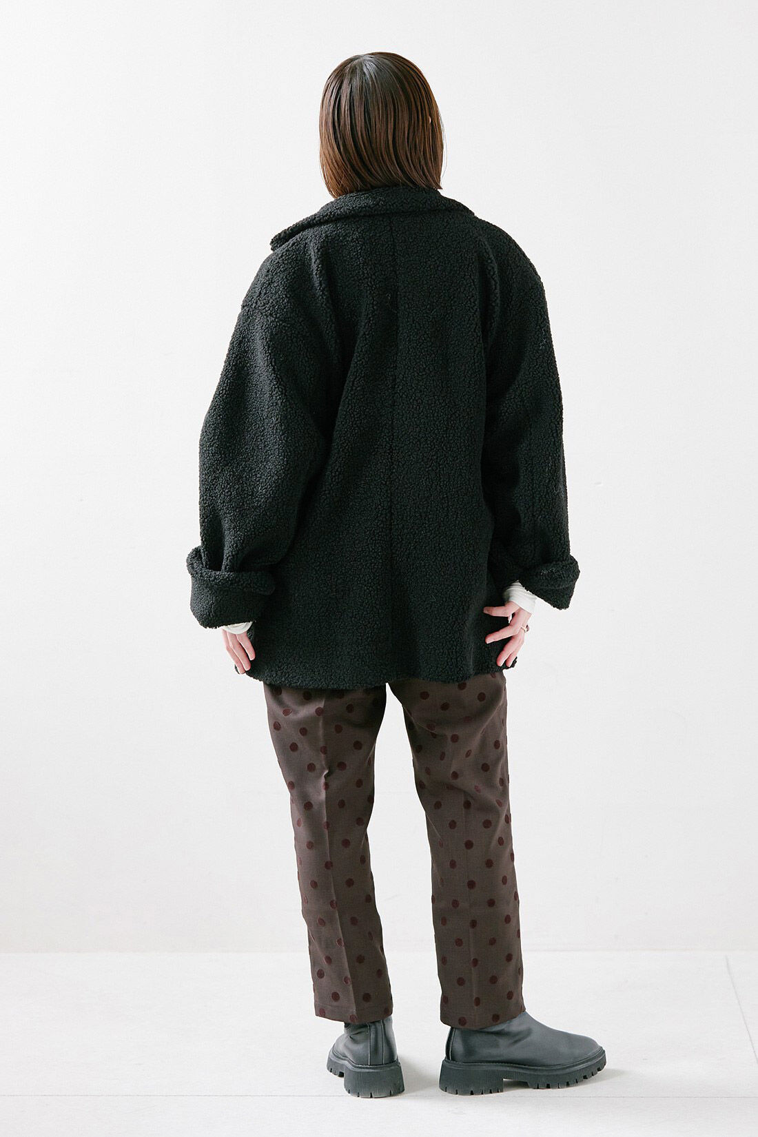IEDIT|IEDIT[イディット]　フロッキードットプリントのゆるテーパードパンツ|【着用サイズ】ジャケット：S　トップス：M　パンツ：SP