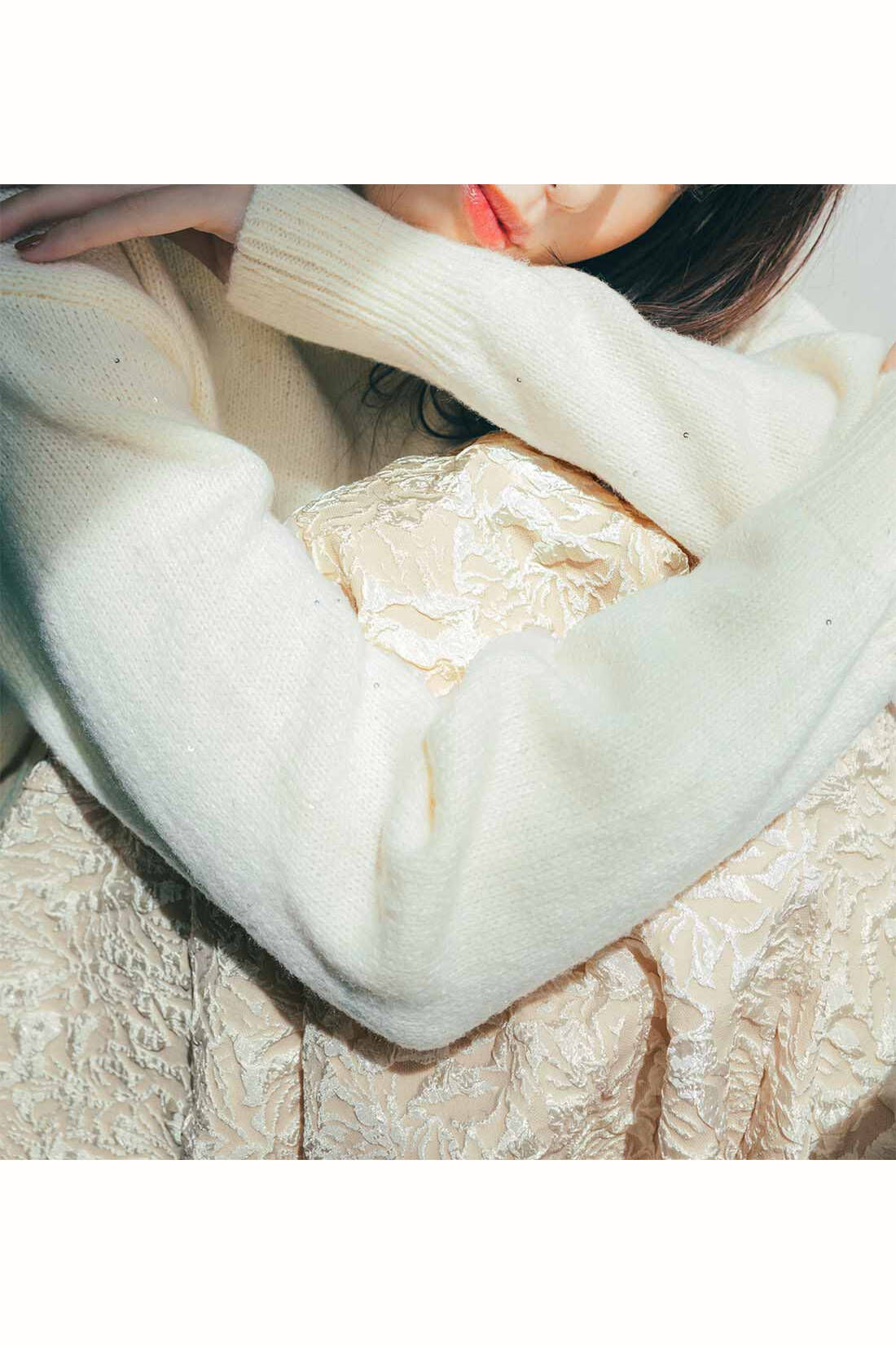 IEDIT|IEDIT[イディット]　イルミネーションみたいなきらきらスパンコールニット〈スノーホワイト〉