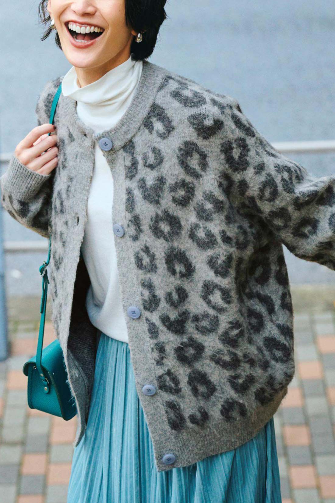 IEDIT|旭山動物園・ボルネオの森応援商品 IEDIT[イディット]　こどもユキヒョウをイメージしたシャギーニットカーディガン〈ベビーグレー〉