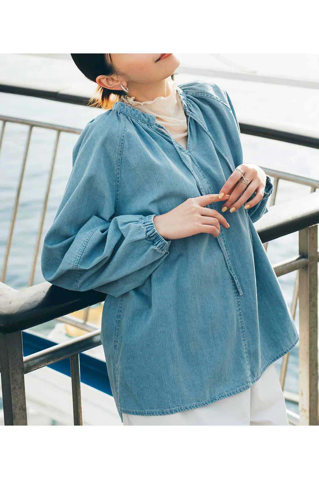 IEDIT|IEDIT[イディット]　やわらか素材の身ごろが心地よい 部分シアートップス〈ニュアンスグレー〉|これは参考画像です。お届けするカラーとは異なります。