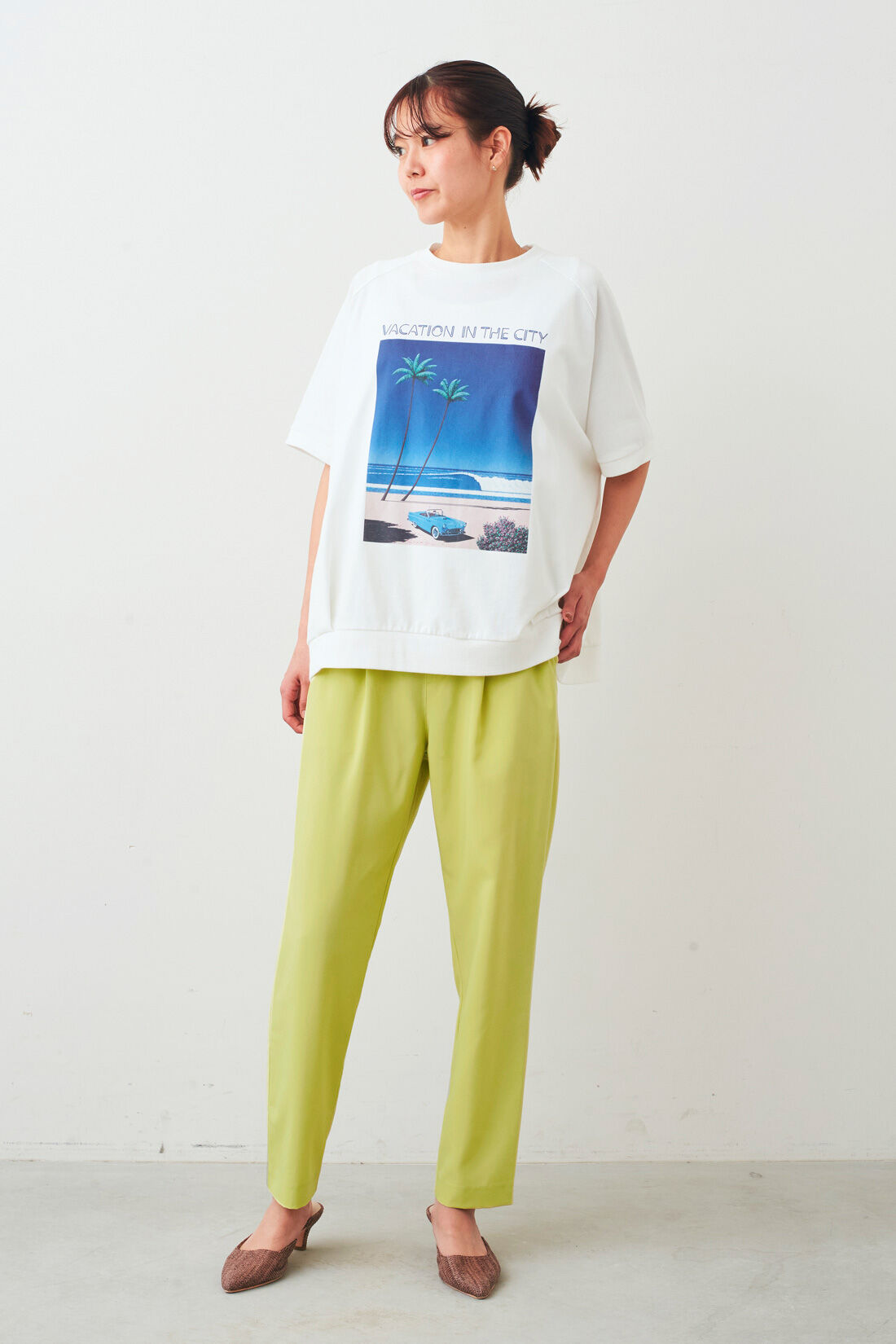 IEDIT|IEDIT[イディット]　永井博さんコラボ VACATION IN THE CITY コクーンTシャツ〈ホワイト〉