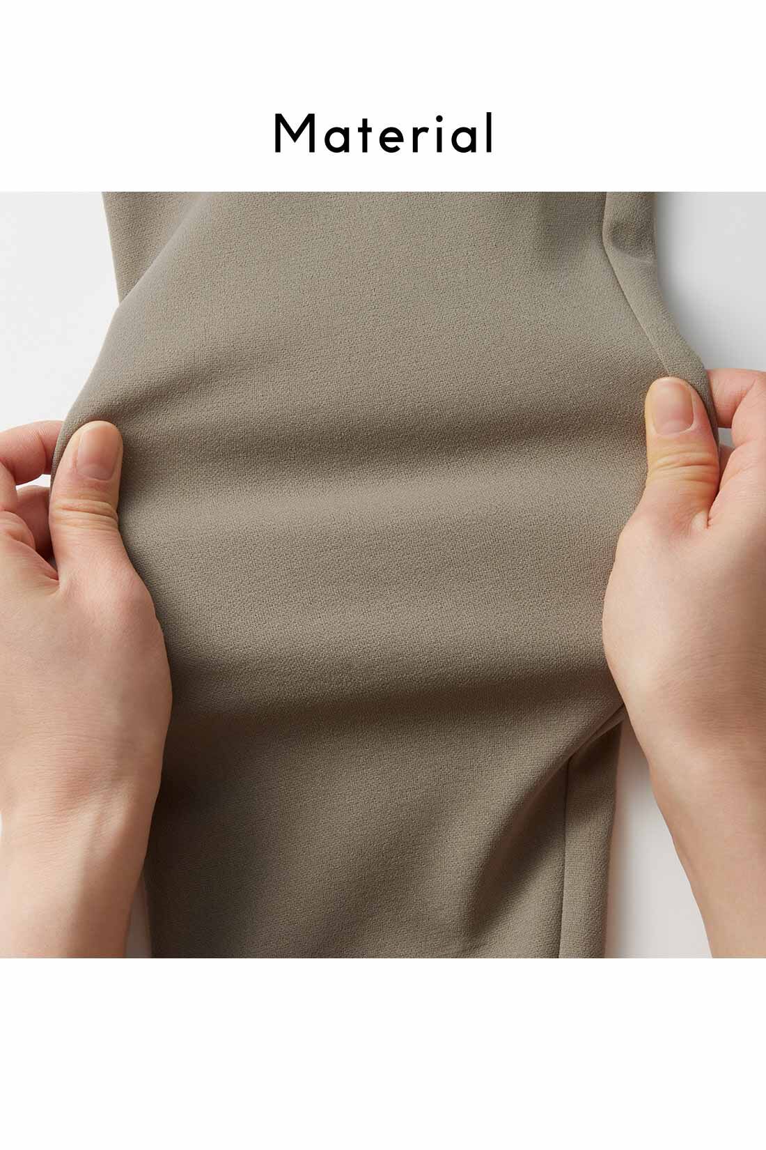 IEDIT|IEDIT[イディット]　抗菌防臭＆UVカットがうれしい 一枚で上品に着映える 伸びやかなスタイルアップワンピース|しわになりにくく伸びやかな素材は洗濯機洗いOK。抗菌防臭機能で安心。
