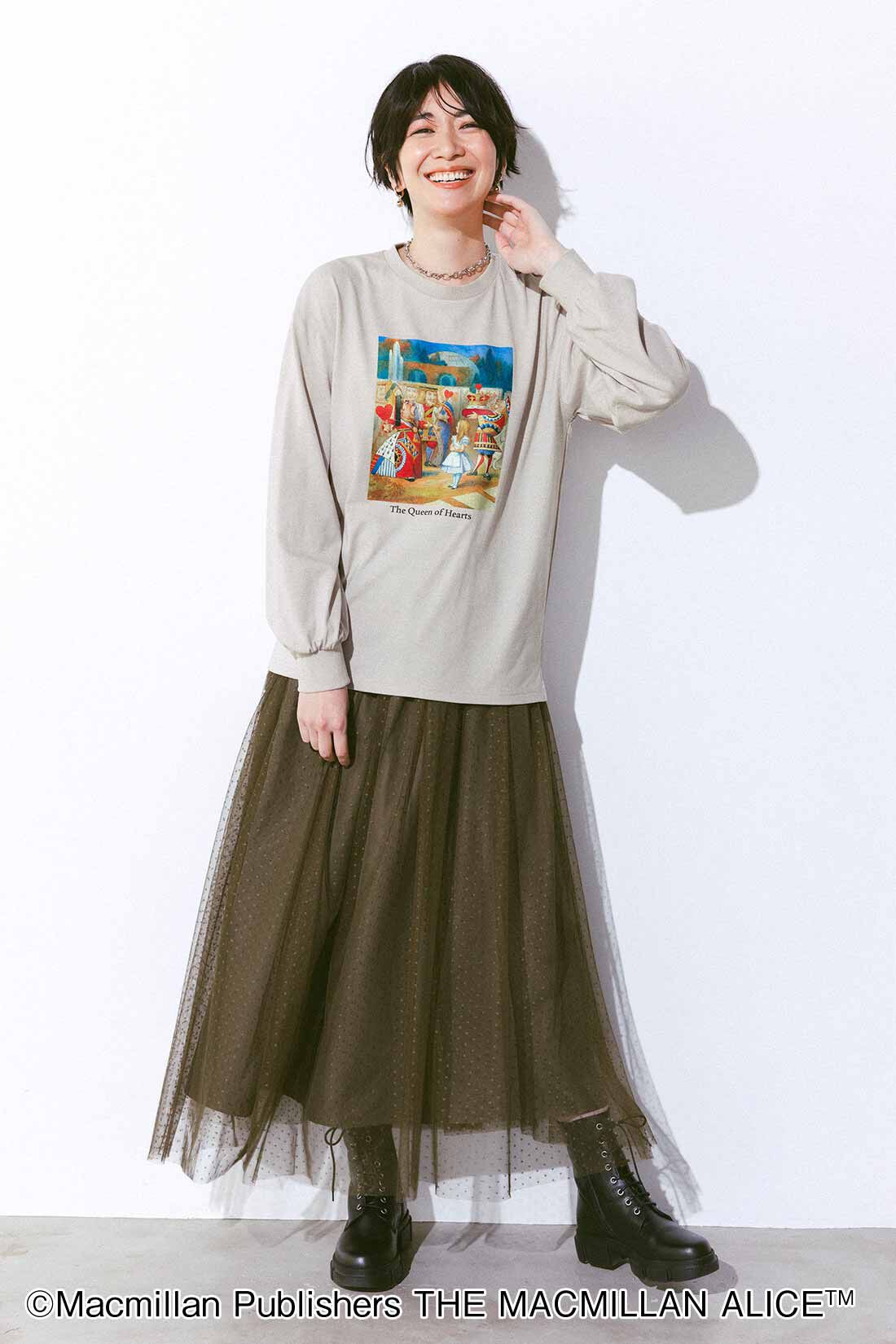 IEDIT|THE MACMILLAN ALICE TM×IEDIT[イディット]　挿絵の世界をおしゃれに楽しむ ニュアンスカラーの大人カットソートップス